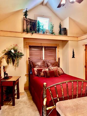 381 Laurel Ridge Lane East Ellijay GA 30536