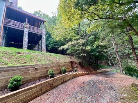381 Laurel Ridge Lane East Ellijay GA 30536