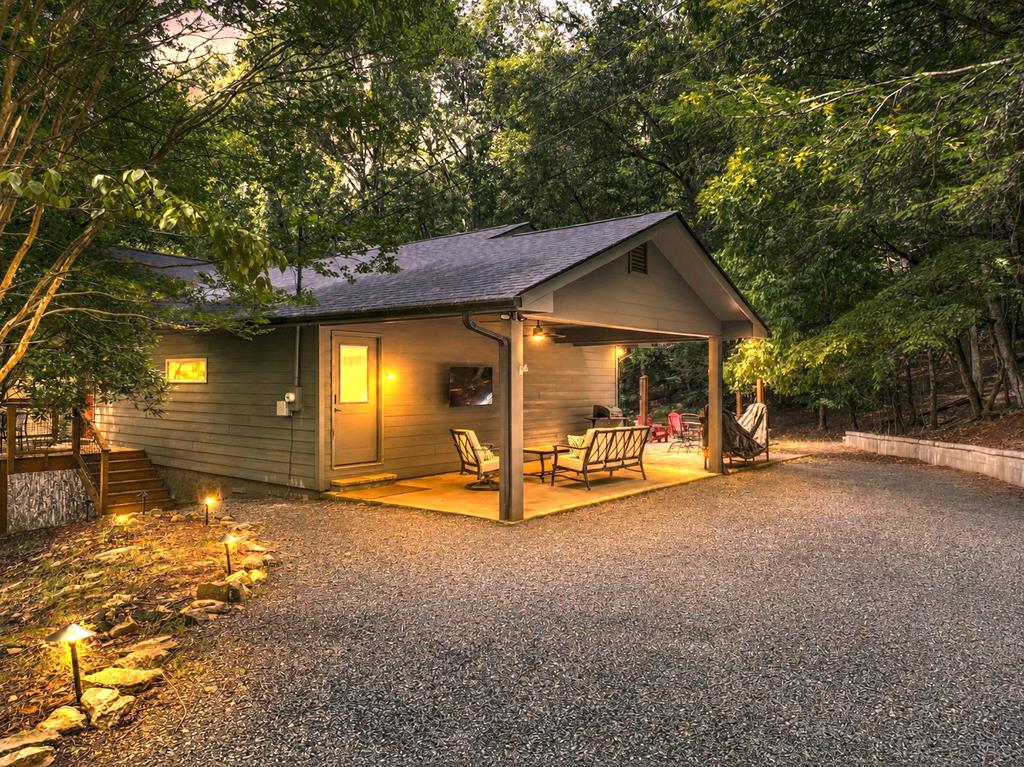 36 Dapple Lane Ellijay GA 30540