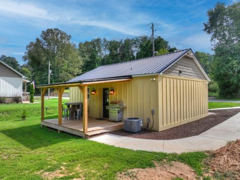 265 E Tennessee Avenue Mccaysville GA 30555