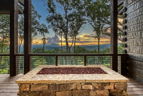 91 Kittatinny Drive Mineral Bluff GA 30559