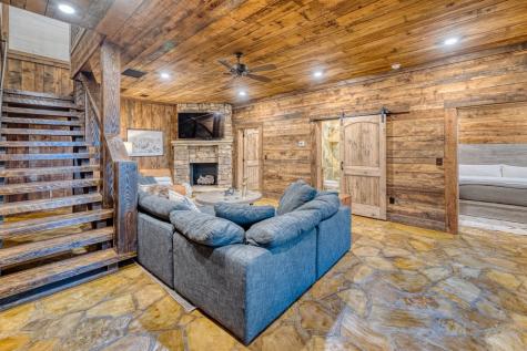 91 Kittatinny Drive Mineral Bluff GA 30559