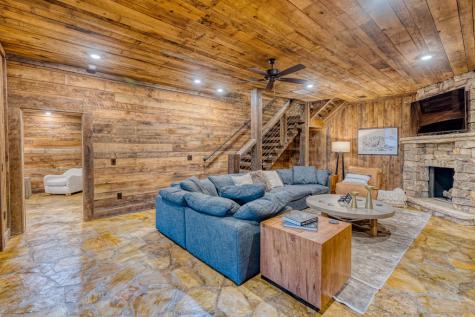 91 Kittatinny Drive Mineral Bluff GA 30559
