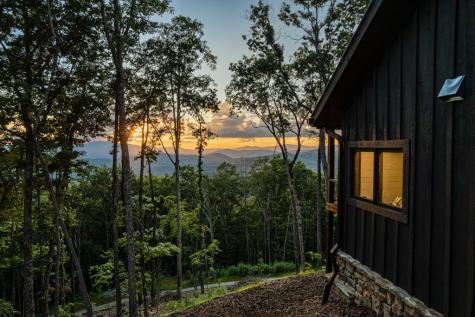 91 Kittatinny Drive Mineral Bluff GA 30559