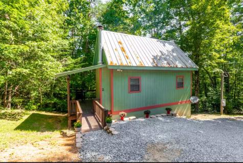 27 Tillman Terrace Ellijay GA 30536