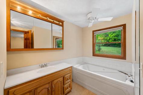 1898 Kimsey Dairy Road Turtletown TN 37391