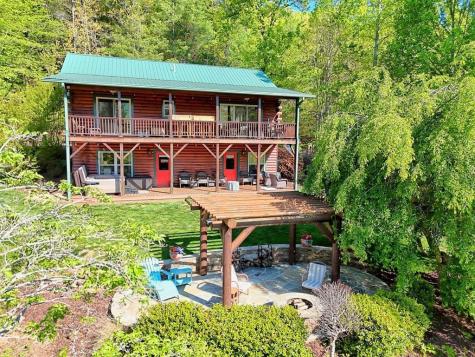 71 Leisure Time Lane Murphy NC 28906