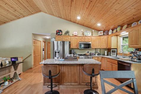 71 Leisure Time Lane Murphy NC 28906