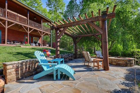 71 Leisure Time Lane Murphy NC 28906