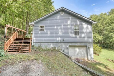 1631 Woods Valley Road Young Harris GA 30582