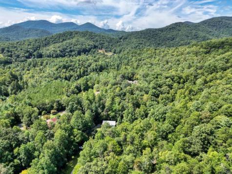 1631 Woods Valley Road Young Harris GA 30582