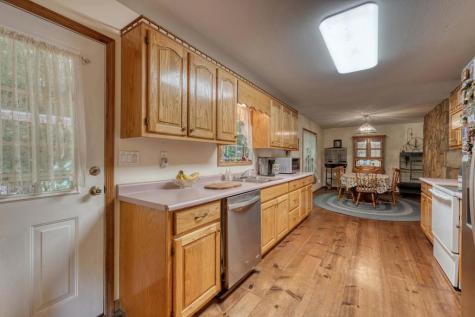 1631 Woods Valley Road Young Harris GA 30582