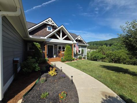 958 New Forest Road Young Harris GA 30582