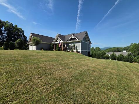 958 New Forest Road Young Harris GA 30582