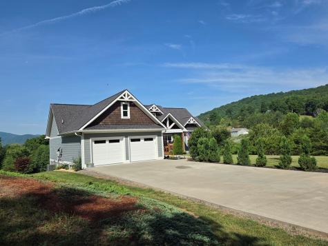 958 New Forest Road Young Harris GA 30582