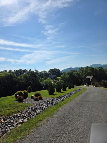 958 New Forest Road Young Harris GA 30582