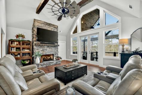 912 Lazy River Lane Ellijay GA 30536