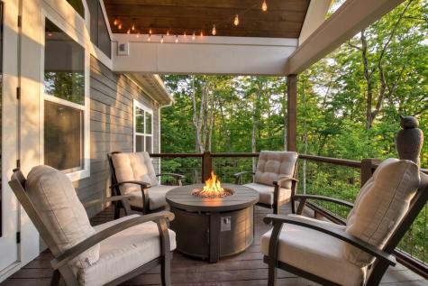 912 Lazy River Lane Ellijay GA 30536
