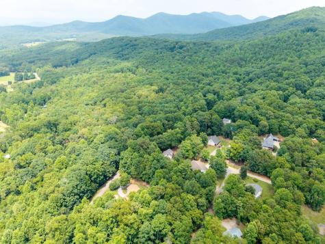 277 Tracy Street Blairsville GA 30512