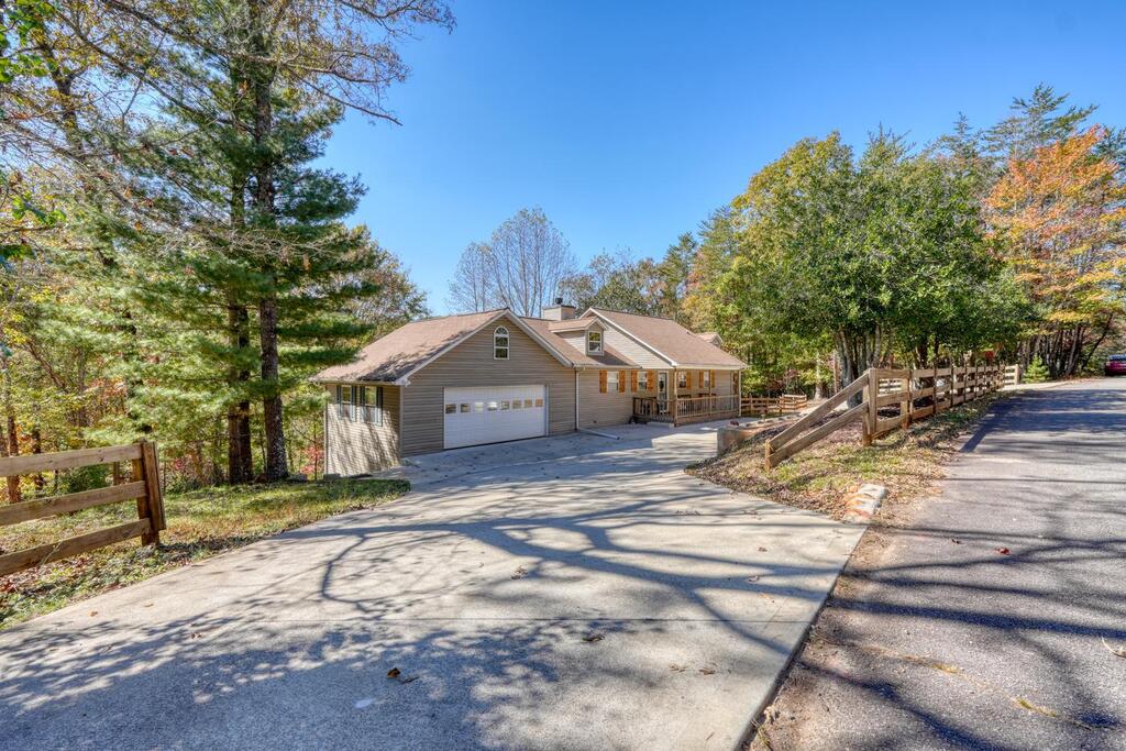 553 River Oaks Drive Hayesville NC 28904