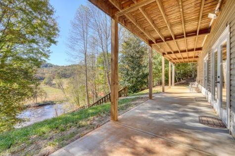 553 River Oaks Drive Hayesville NC 28904