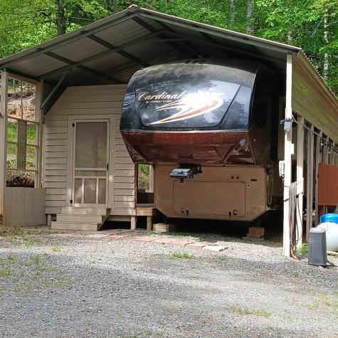 68 7th Street Ellijay GA 30540