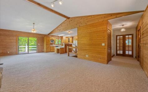250 Crow Top Mountain Blue Ridge GA 30513