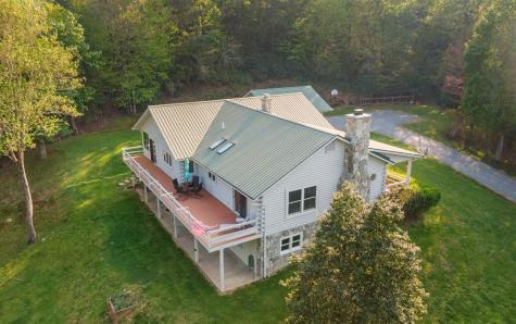 250 Crow Top Mountain Blue Ridge GA 30513