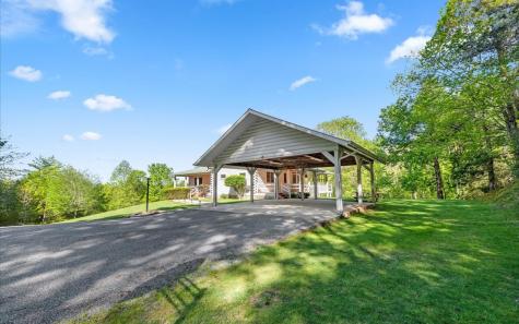 250 Crow Top Mountain Blue Ridge GA 30513