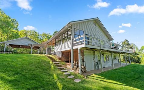 250 Crow Top Mountain Blue Ridge GA 30513