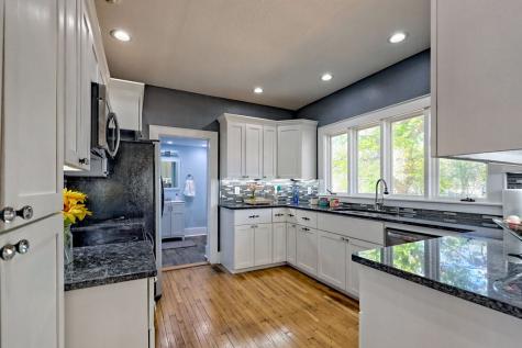 208 Bristol Avenue Andrews NC 28901