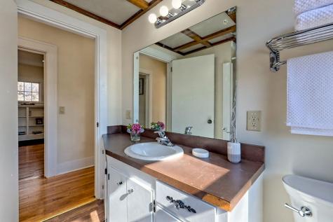 208 Bristol Avenue Andrews NC 28901