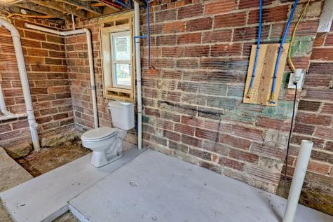 208 Bristol Avenue Andrews NC 28901