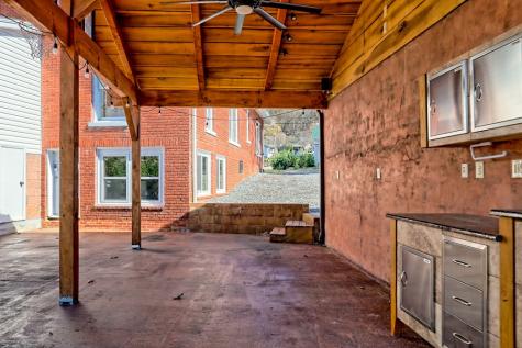 208 Bristol Avenue Andrews NC 28901