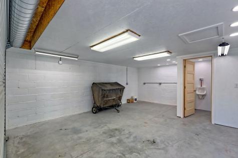 208 Bristol Avenue Andrews NC 28901