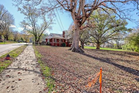 208 Bristol Avenue Andrews NC 28901