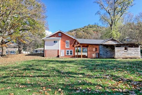 208 Bristol Avenue Andrews NC 28901