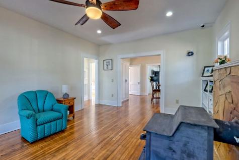 208 Bristol Avenue Andrews NC 28901