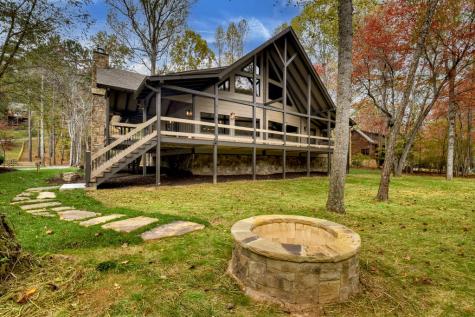 577 Blackberry Drive Mineral Bluff GA 30559