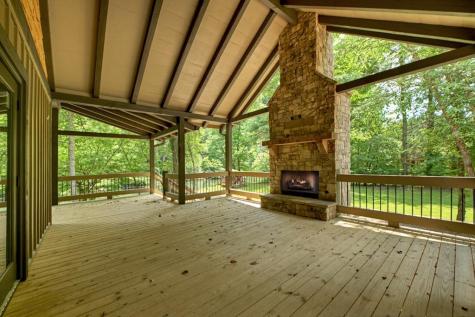 577 Blackberry Drive Mineral Bluff GA 30559