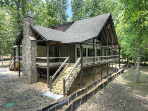 577 Blackberry Drive Mineral Bluff GA 30559