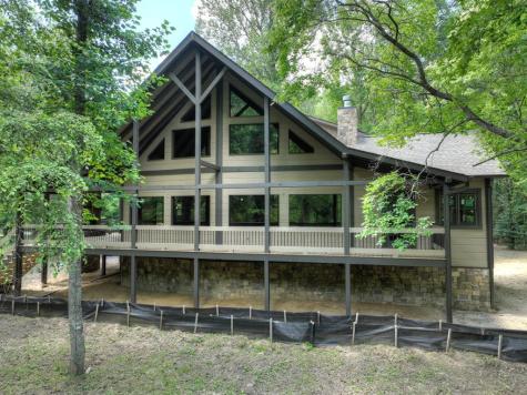 577 Blackberry Drive Mineral Bluff GA 30559