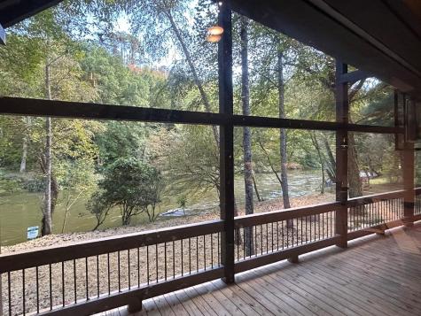 577 Blackberry Drive Mineral Bluff GA 30559