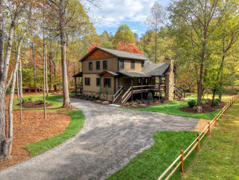 577 Blackberry Drive Mineral Bluff GA 30559