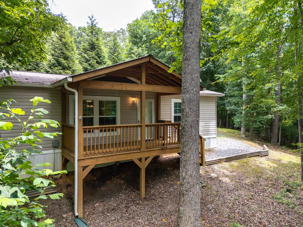 37 Red Wolf Trail Blairsville GA 30512