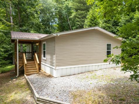 37 Red Wolf Trail Blairsville GA 30512