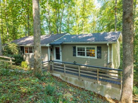 261 Dogwood Circle Hayesville NC 28904