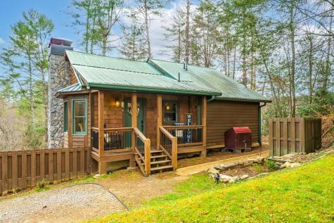 130 Clark Drive Ellijay GA 30540