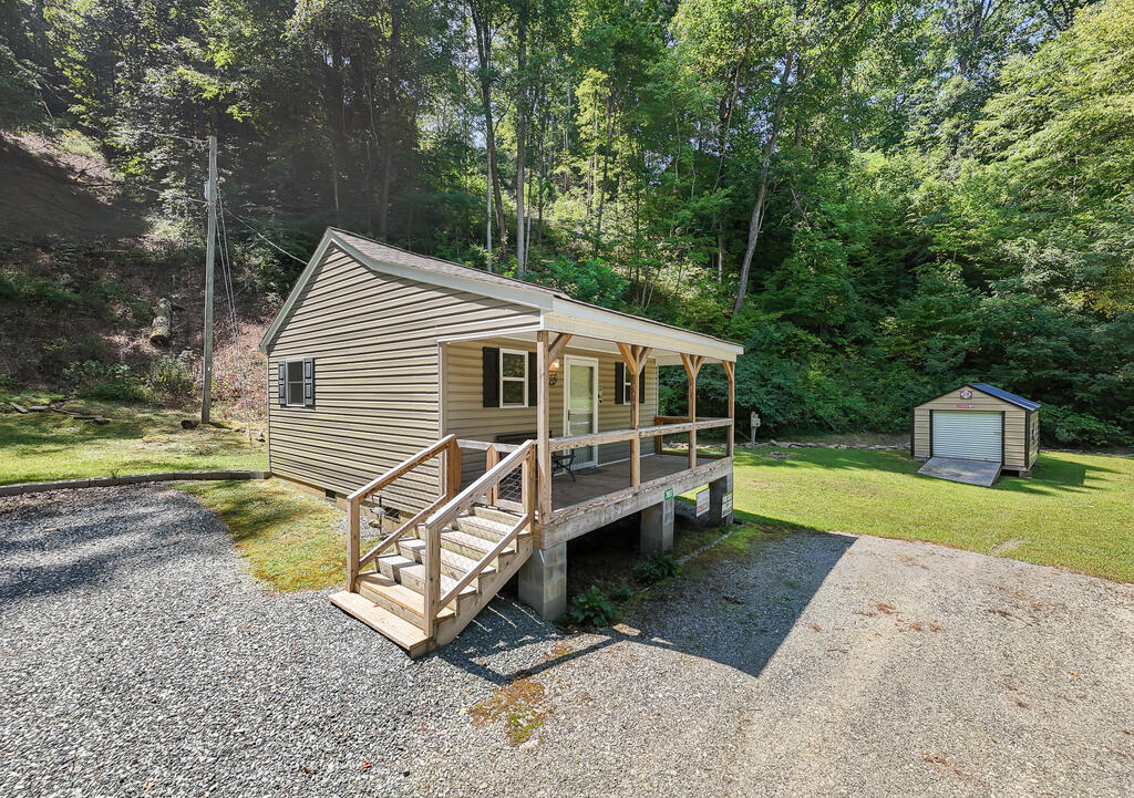 3807 Fontana Road Robbinsville NC 28771
