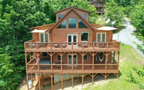 60 Lucky Leaf Lane Murphy NC 28906
